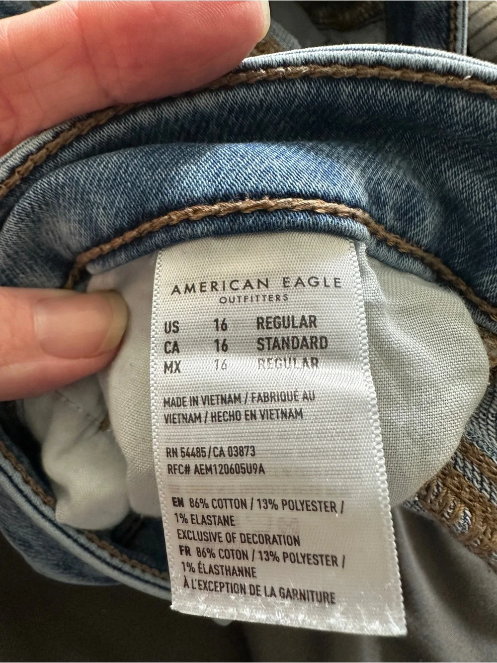 American Eagle Outfitters Light Wash Skinny Jeans